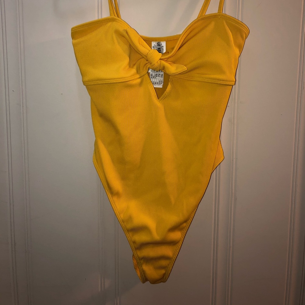 One piece bathing suit